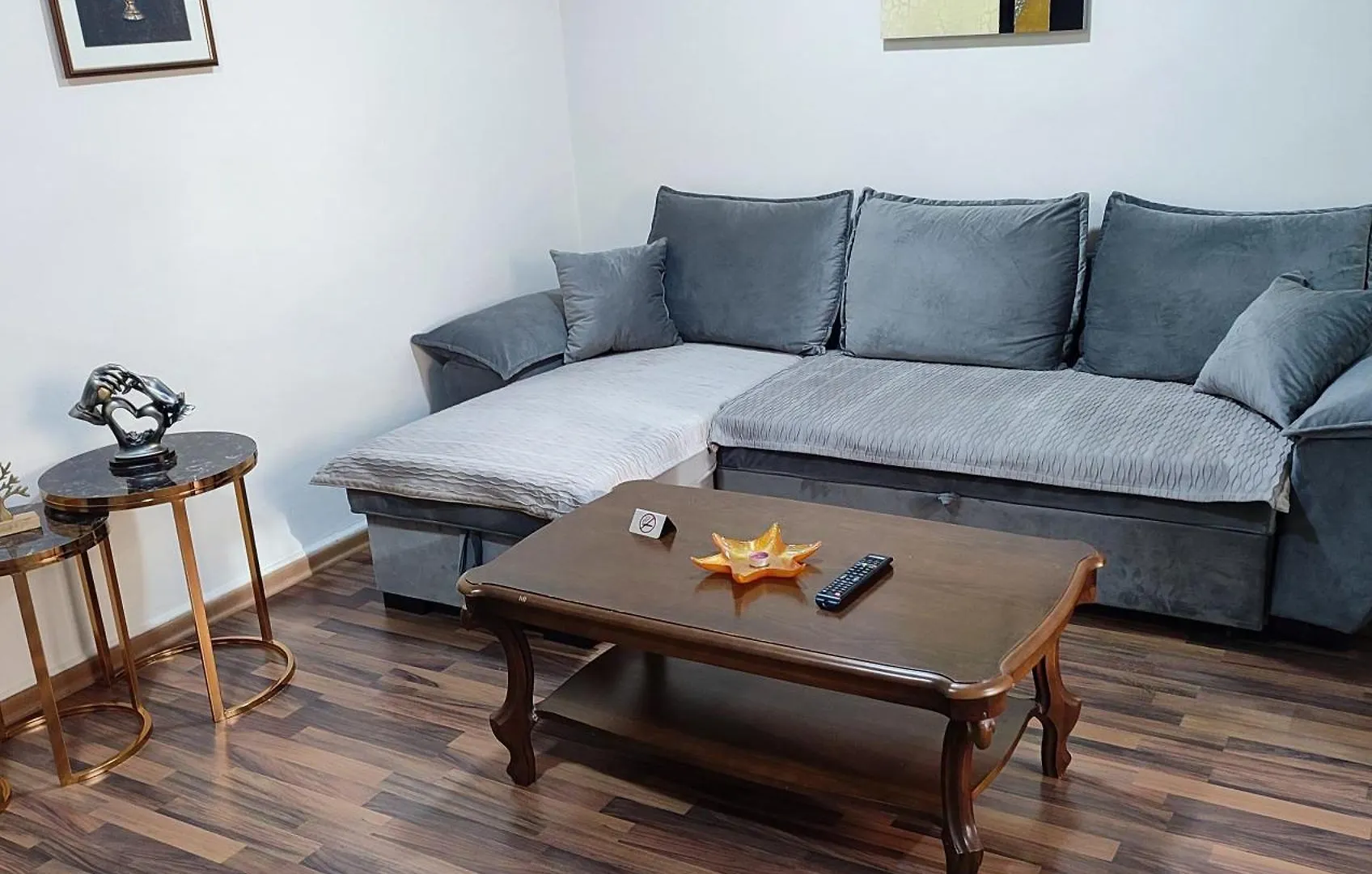 Lb Apartments Tirana 0*,